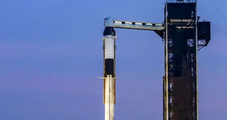 SpaceX, одна з найдорожчих компаній у світі, уникає федеральних податків на прибуток - NYT