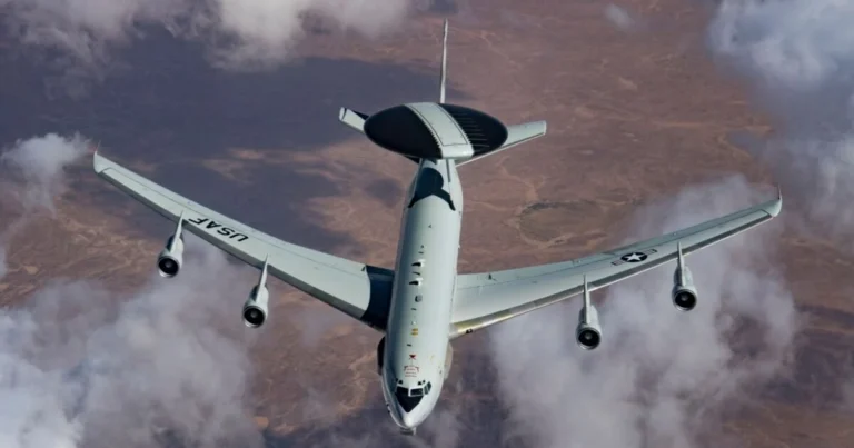 Туреччина відправила до Литви радарний літак AWACS після провокацій росії