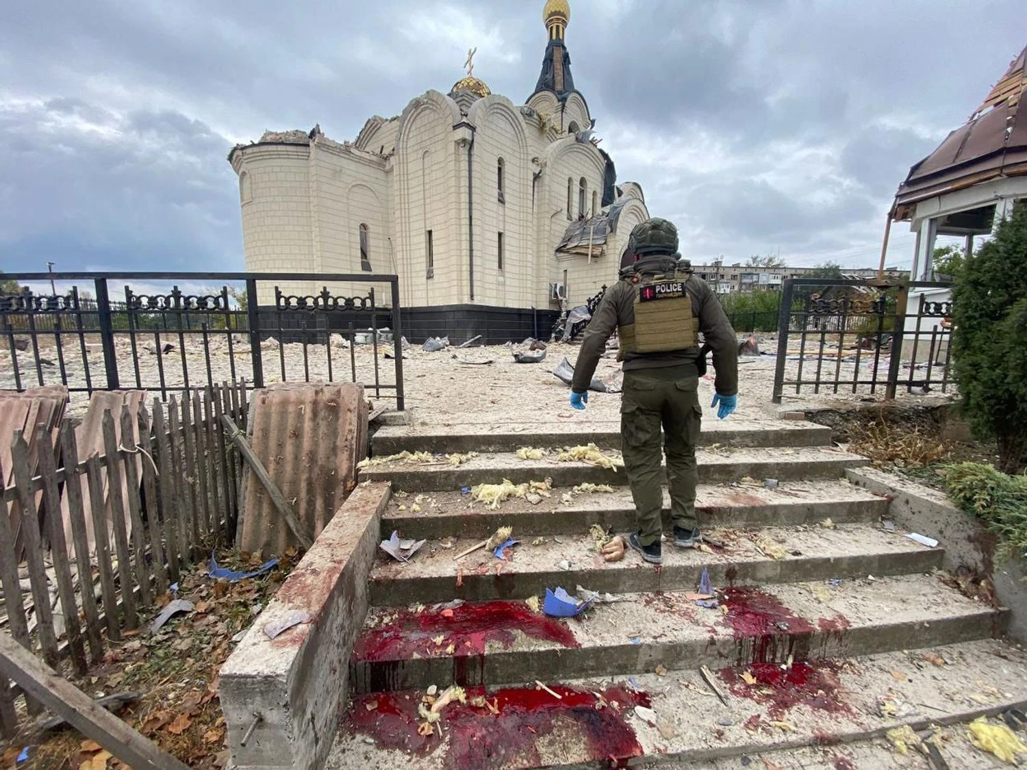 російська армія атакувала Костянтинівку авіабомбами: двоє загиблих, п